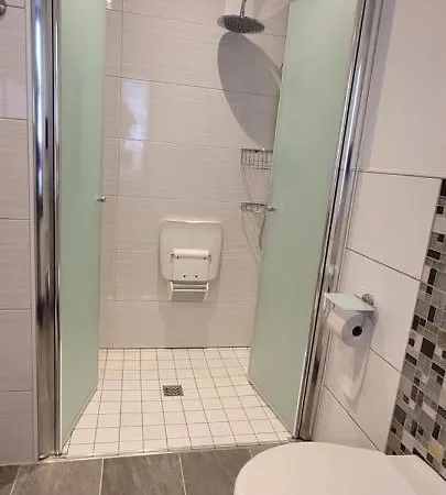 Oberbergisches Land, * Engelskirchen